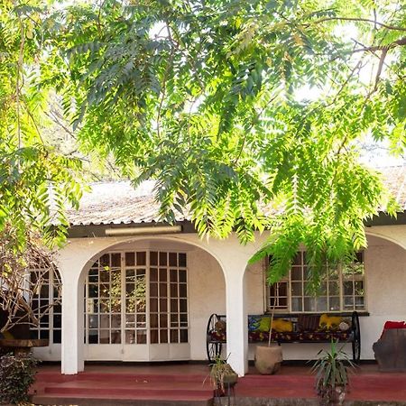 The Ad Lib Executive Lodge Lilongwe Kültér fotó