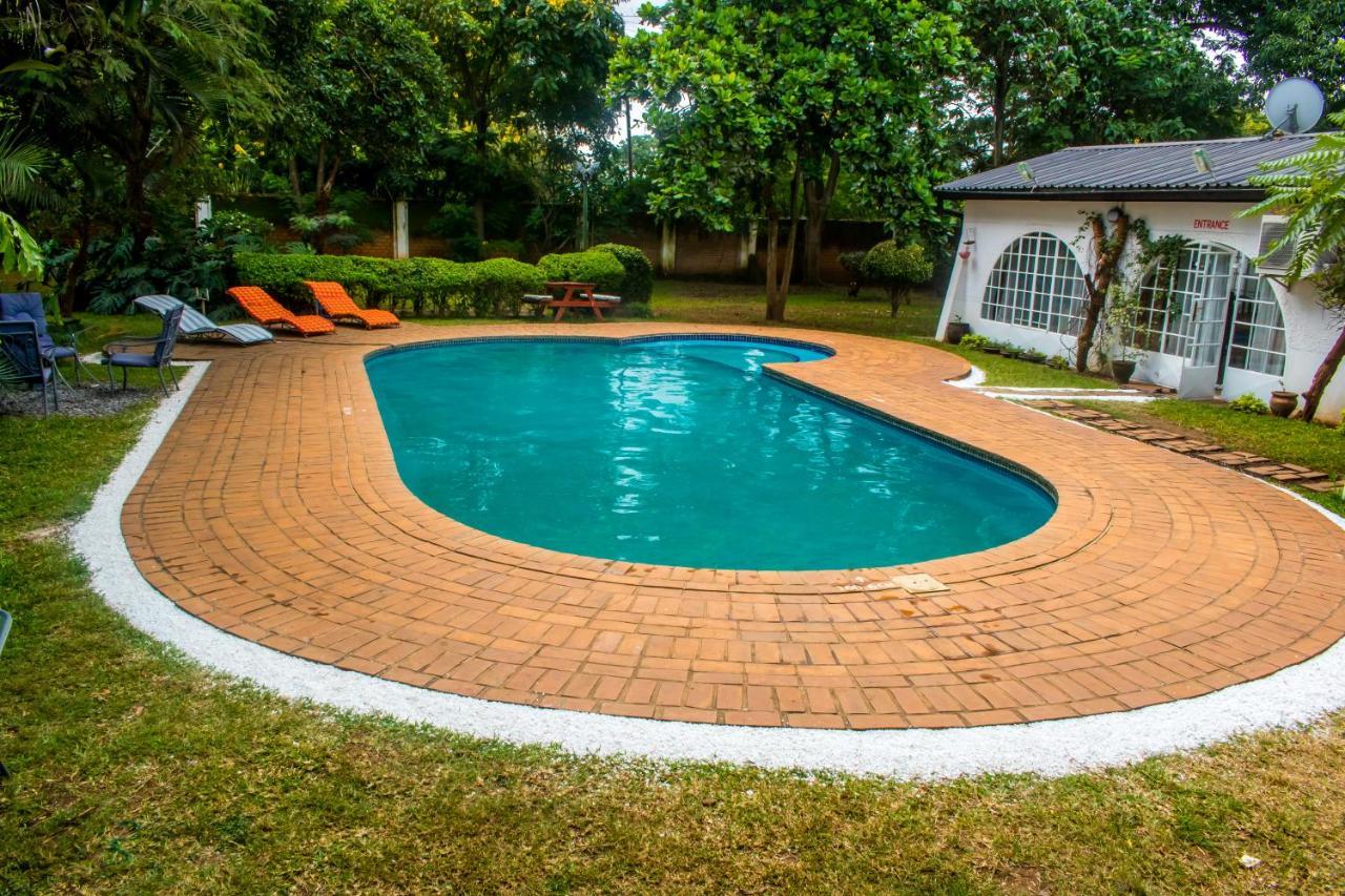 The Ad Lib Executive Lodge Lilongwe Kültér fotó