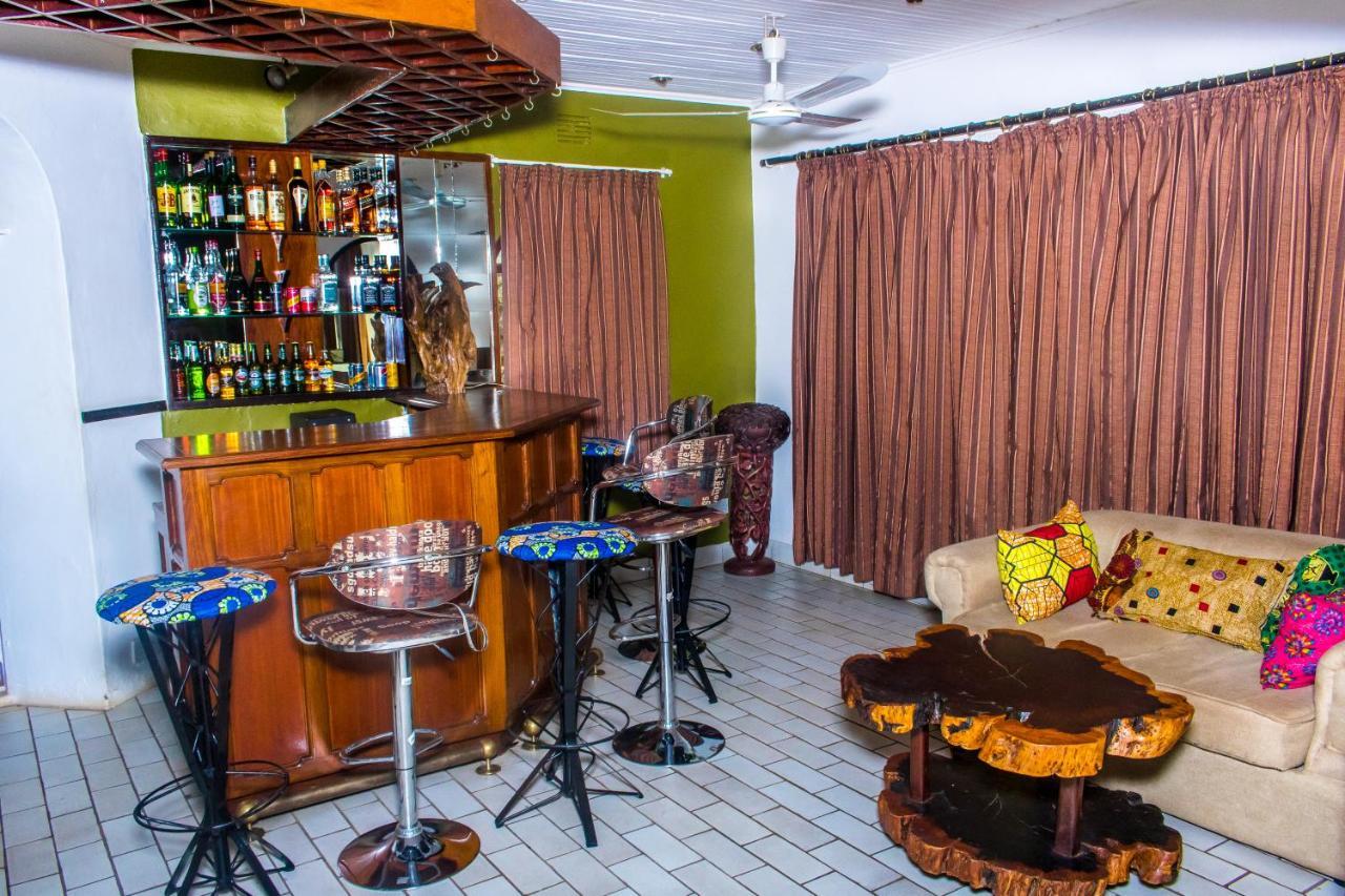 The Ad Lib Executive Lodge Lilongwe Kültér fotó