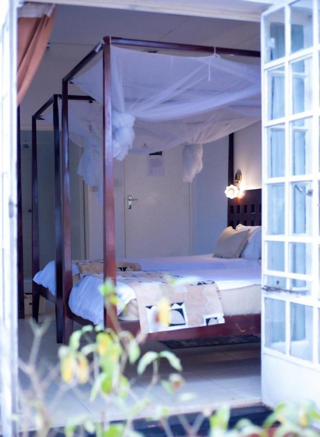 The Ad Lib Executive Lodge Lilongwe Kültér fotó