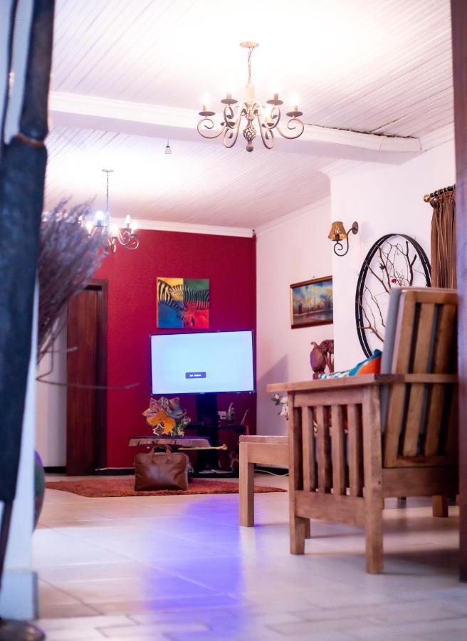 The Ad Lib Executive Lodge Lilongwe Kültér fotó