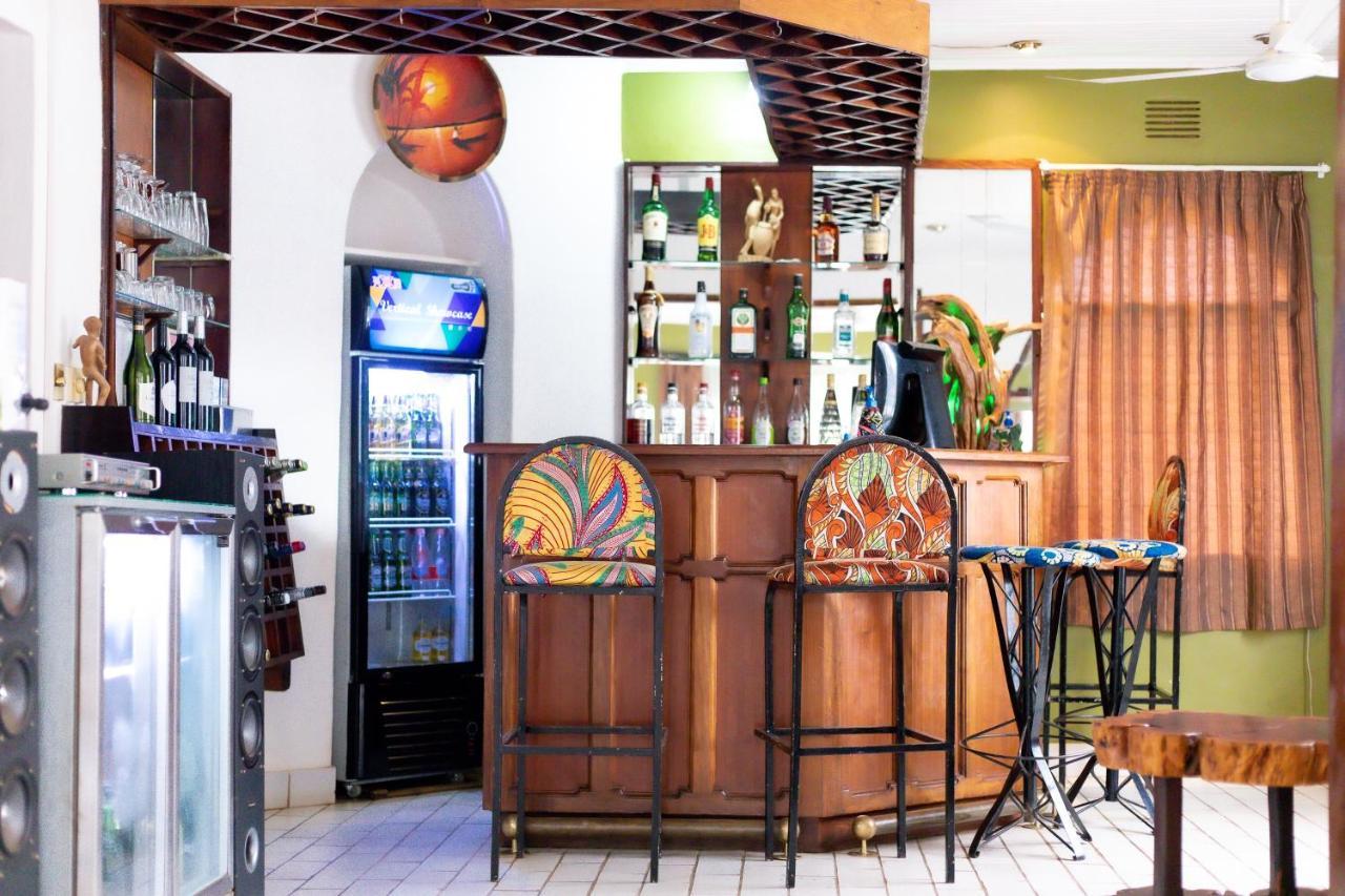 The Ad Lib Executive Lodge Lilongwe Kültér fotó